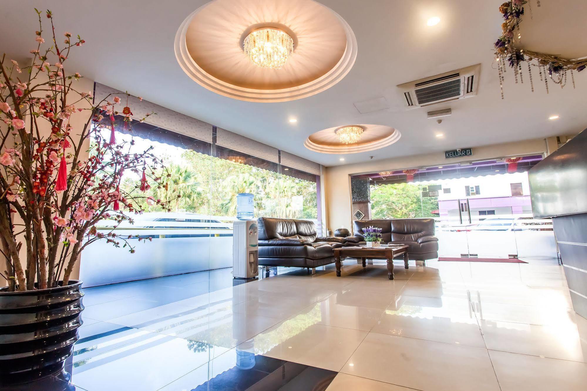 Lavender Inn Nusa Bestari Johor Bahru Exterior foto