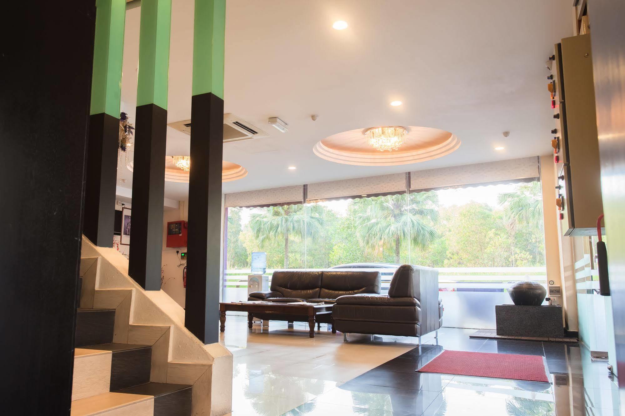 Lavender Inn Nusa Bestari Johor Bahru Exterior foto